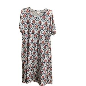 #328 LuLaRoe Large Marly dress with a belt and pockets